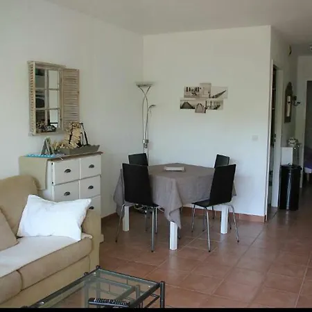 Residences Pinea Calvi *